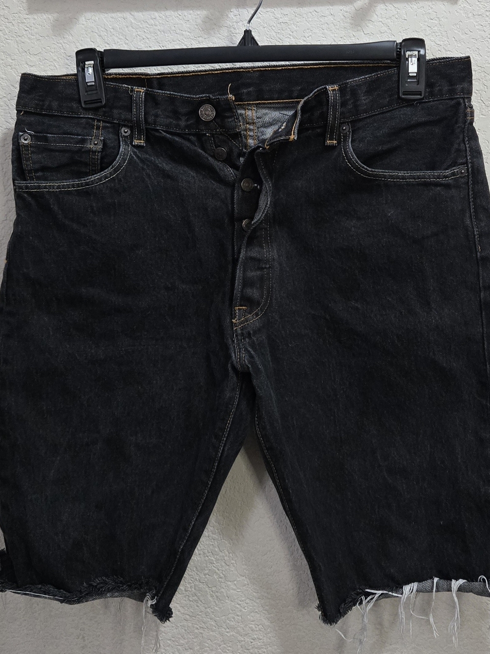 Men's Black Raw-Hem Denim Shorts